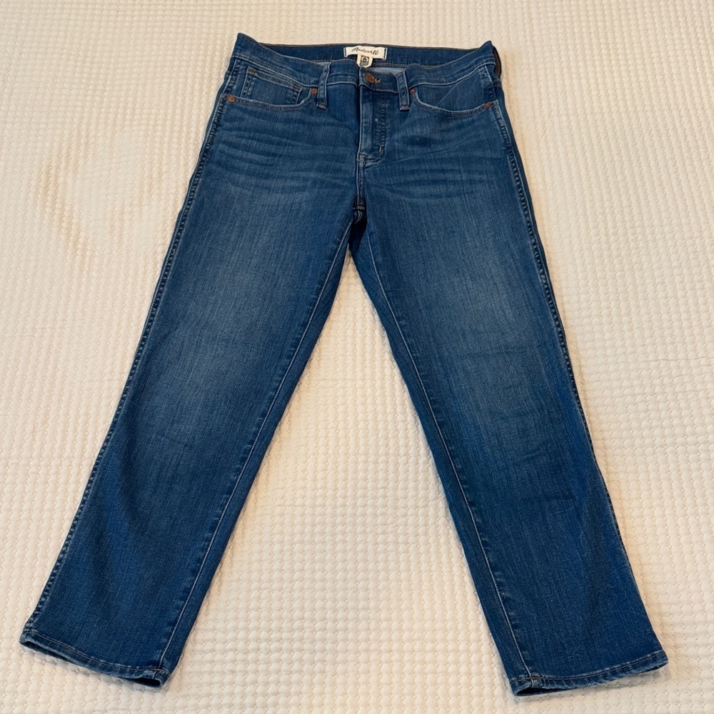 Madewell Indigo Straight Leg Jeans #bluejeans #casualjeans #niceass